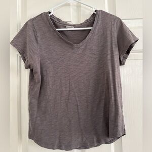 Old Navy EveryWear V-Neck Tee — Soft Slub Knit T-Shirt, Women’s Size Small, Gray